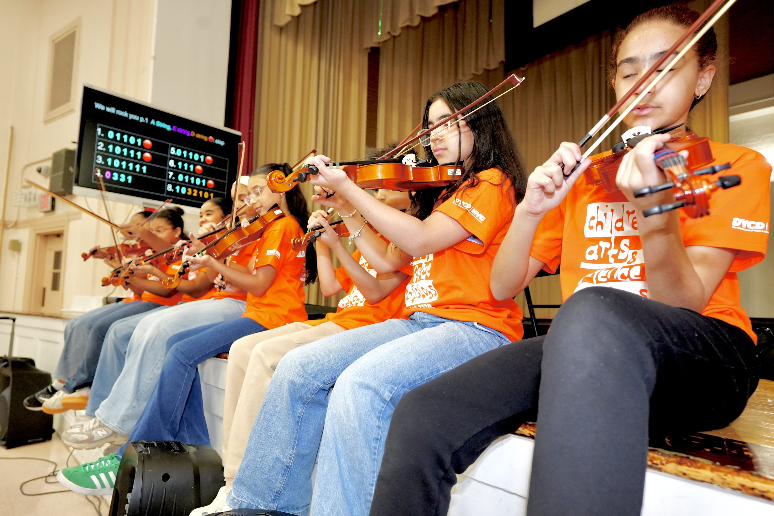 CASWINC_NYCYOUTH_FREEVIOLINLESSONSAFTERSCHOOL_NYCAFTERSCHOOLPROGRAMS_YOUTH